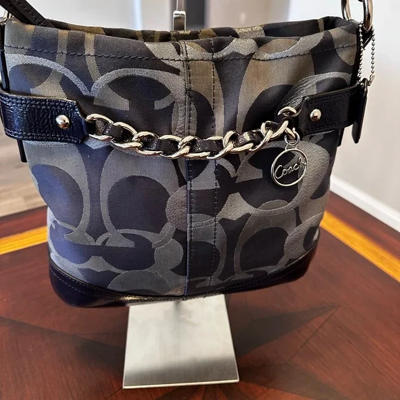 Coach Classic Navy/Silver Handbag - Picture 2 of 14